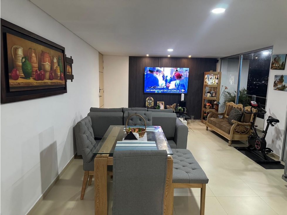 TORRE CENTRAL - PARQUE DE BELLO - SE VENDE APARTAMENTO Y PARQUEADERO — foto 2
