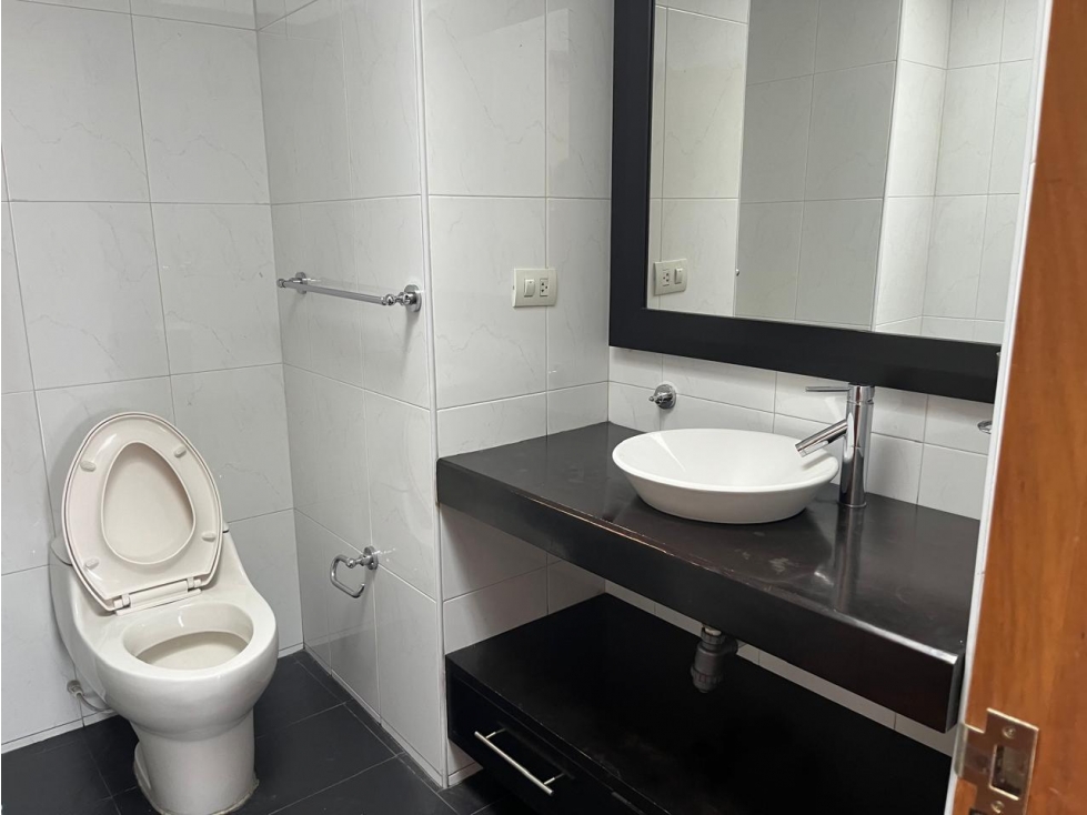 Arriendo - Apartamento - Santa Barbara - Usaquen - Bogota — foto 5