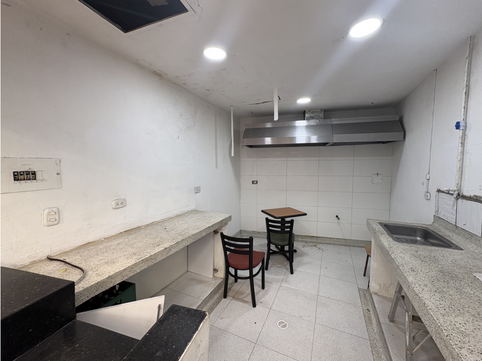 Arriendo - Local - Plaza Inspira Gourmet - Las Aguas - U Andes — foto 3