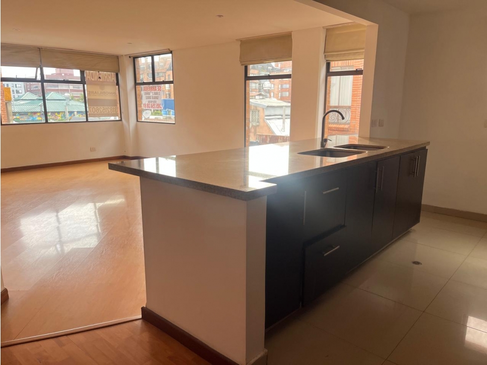 Apartamento - Arriendo - Bogotá - Santa Barbara