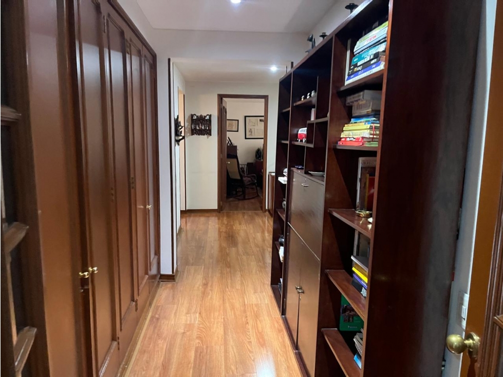 Apartamento - Venta - Bogotá - Santa Barbara — foto 5