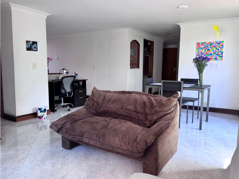 VENTA DE APARTAMENTO DÚPLEX SAN LUCAS POBLADO? PRECIO DE OPORTUNIDAD — foto 3