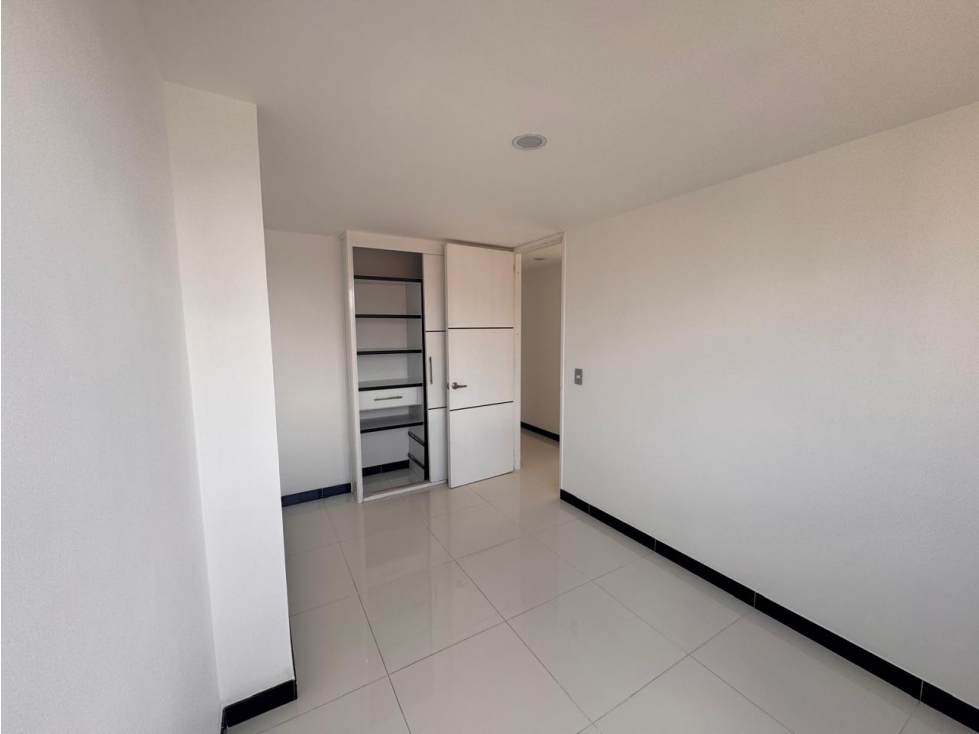 VENTA DE APARTAMENTO- BALSOS, POBLADO CON HERMOSA VISTA A LA CIUDAD — foto 6