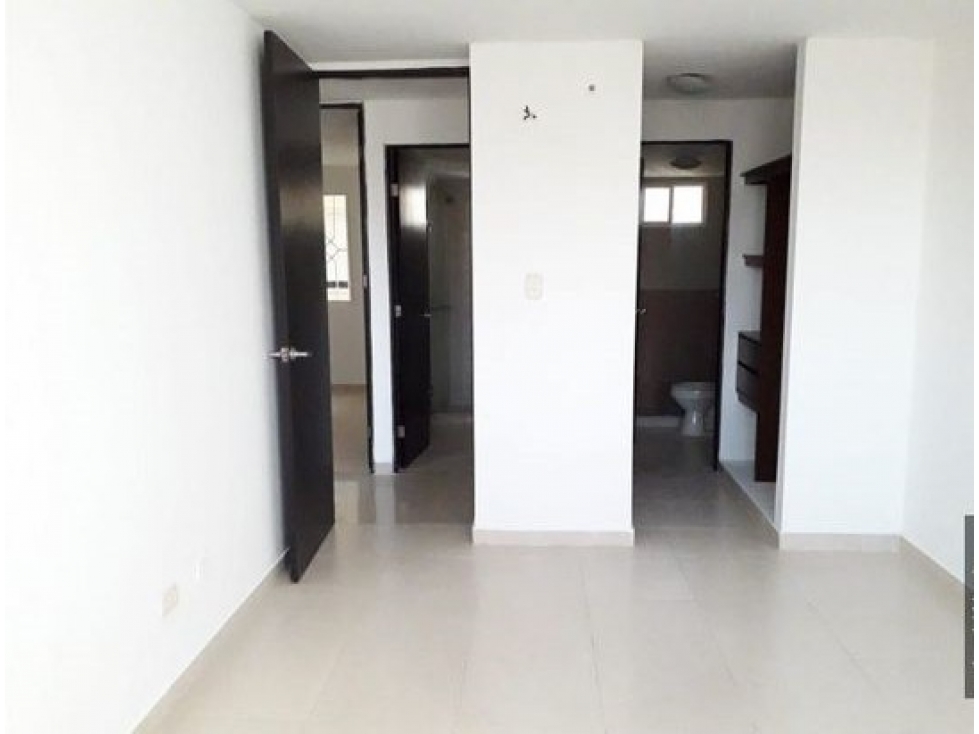 Se vende Amplio Apartamento en Miramar — foto 4