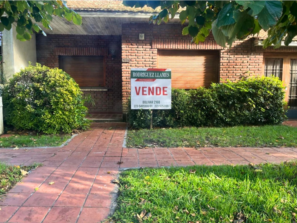 Chalet 4 ambientes en venta zona Chauvin - 1
