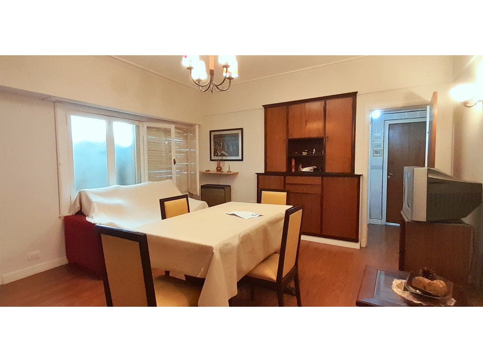 Departamento en venta 3 ambientes con dependencia