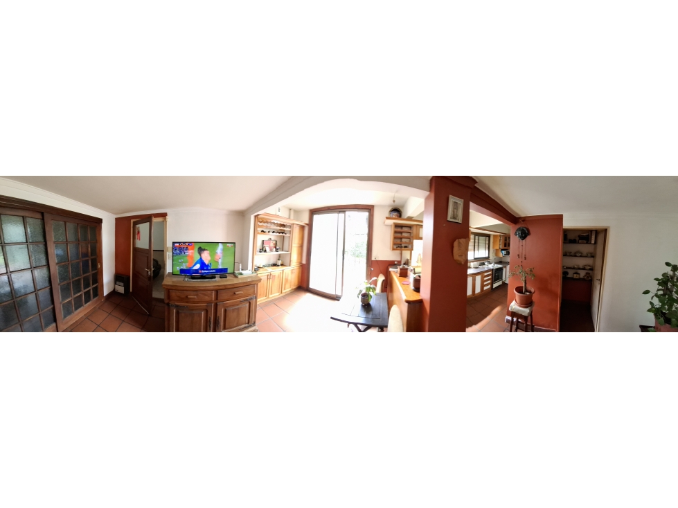 Chalet en venta en una zona exclusiva / Matheu 2200
