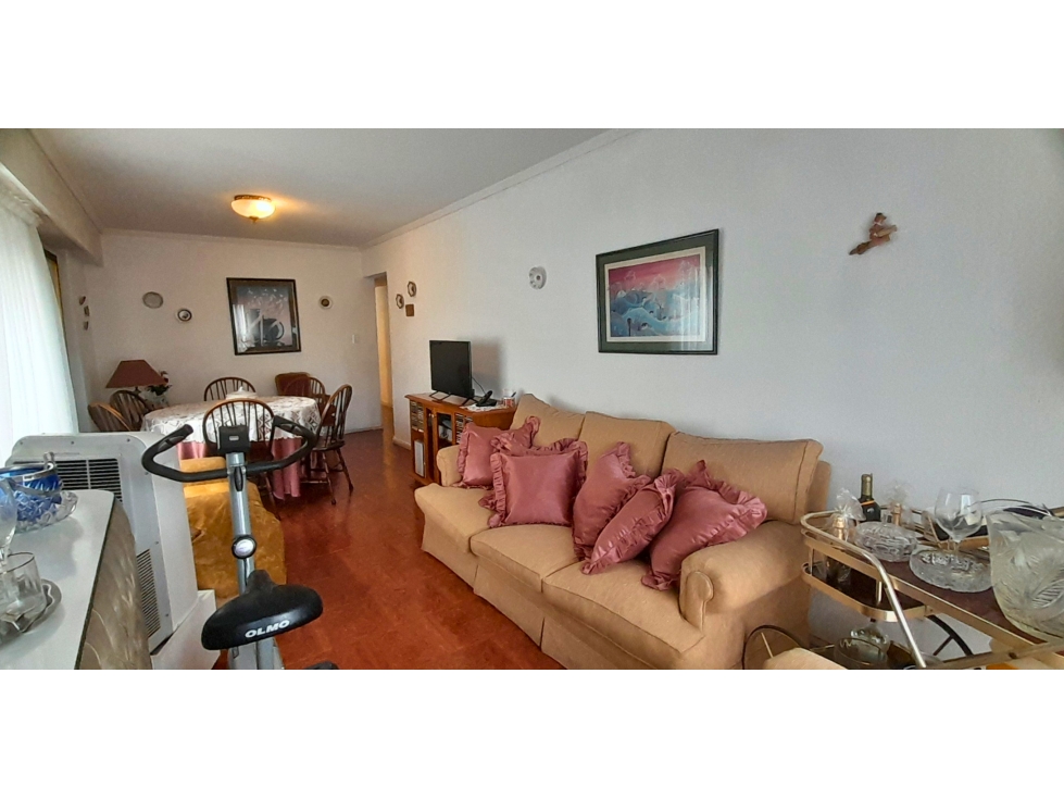 Departamento 3 ambientes en venta con balcón
