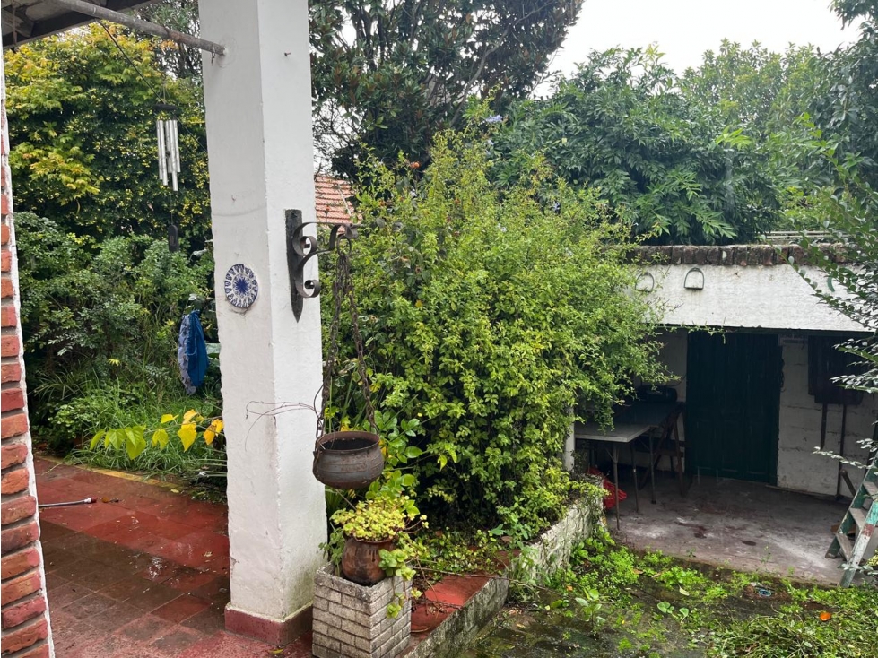 Chalet 4 ambientes en venta zona Chauvin - 2