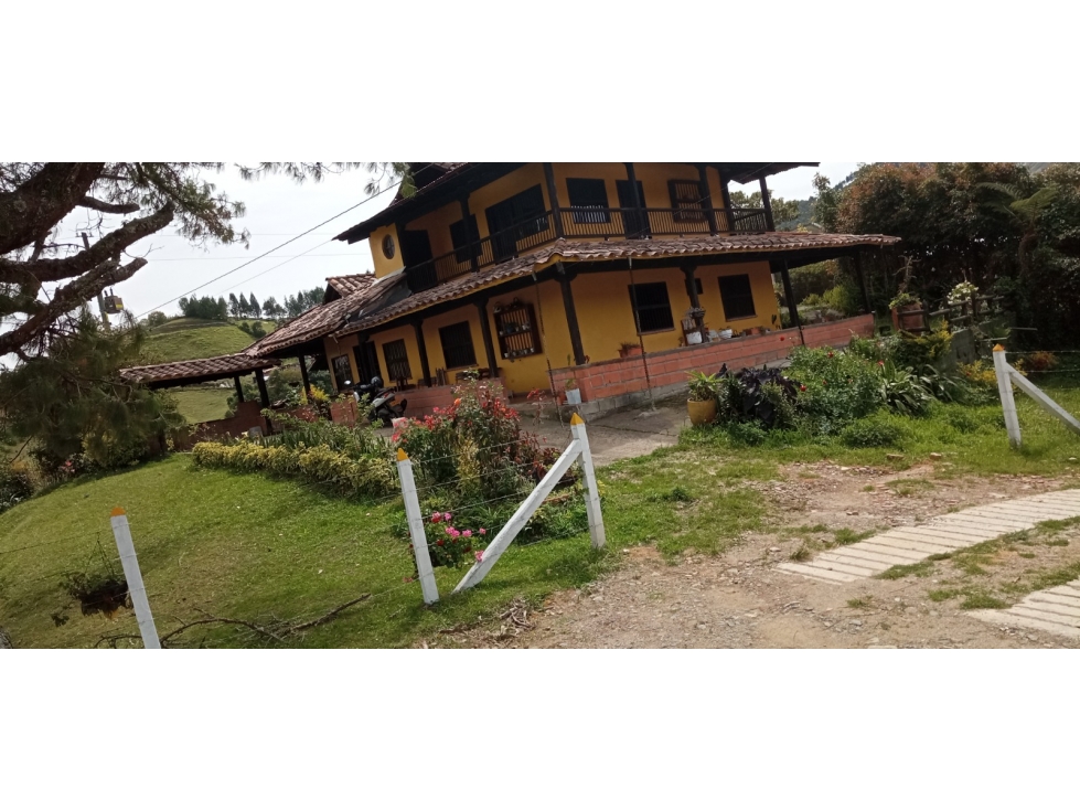 SE VENDE FINCA EN EL CARMEN DE VIBORAL - 2