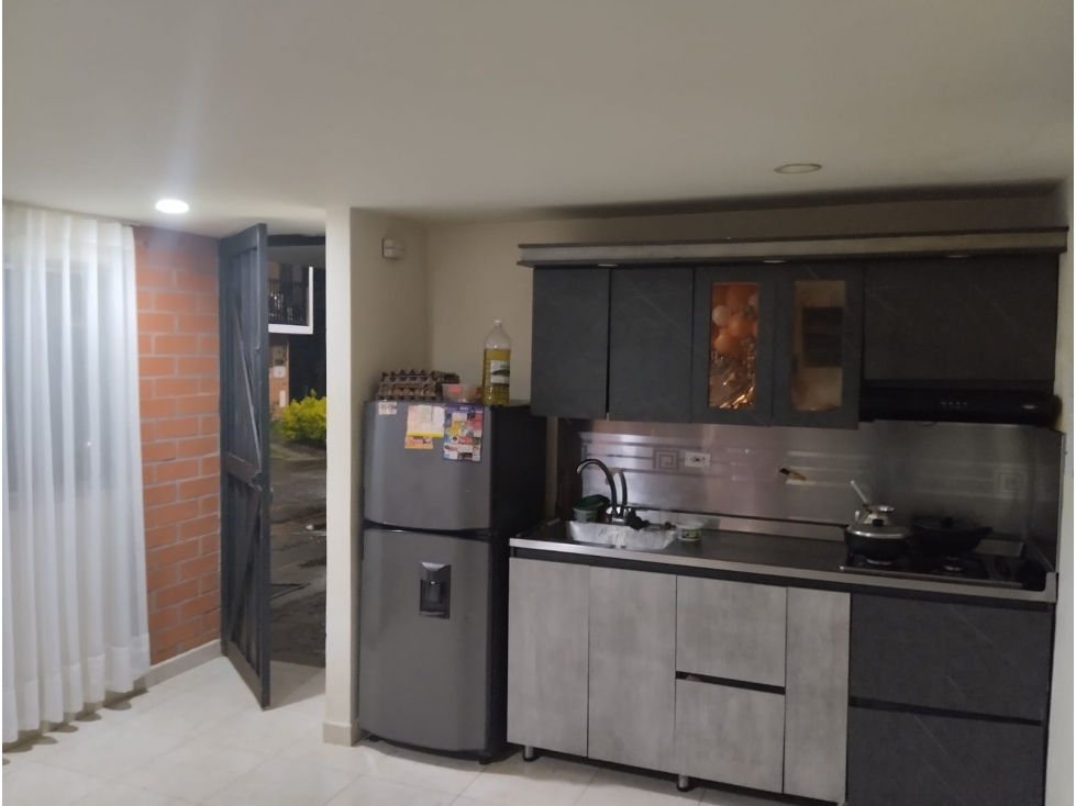 SE VENDE CASA UNIFAMILIAR EN EL CARMEN DE VIBORAL — foto 3
