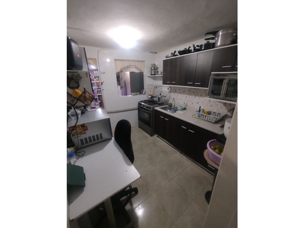SE VENDE APARTAMENTO EN CASTILLA, PRIMER PISO — foto 3