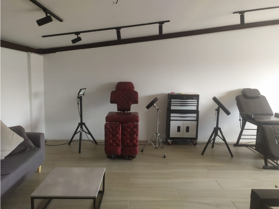 SE ARRIENDA LOCAL COMERCIAL EN LA CEJA, MALL CANTARRANA - 4