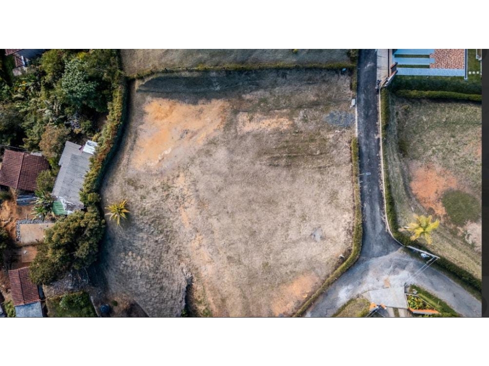 SE VENDE LOTE EN EL SECTOR CAMPOS DEL AMANECER, EL CARMEN DE VIBORAL — foto 2
