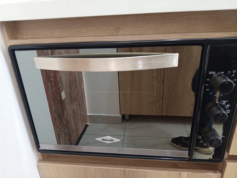 SE VENDE APARTAMENTO EN EL ED. MIXTO BALUARTE, CABAÑITAS, BELLO — foto 5