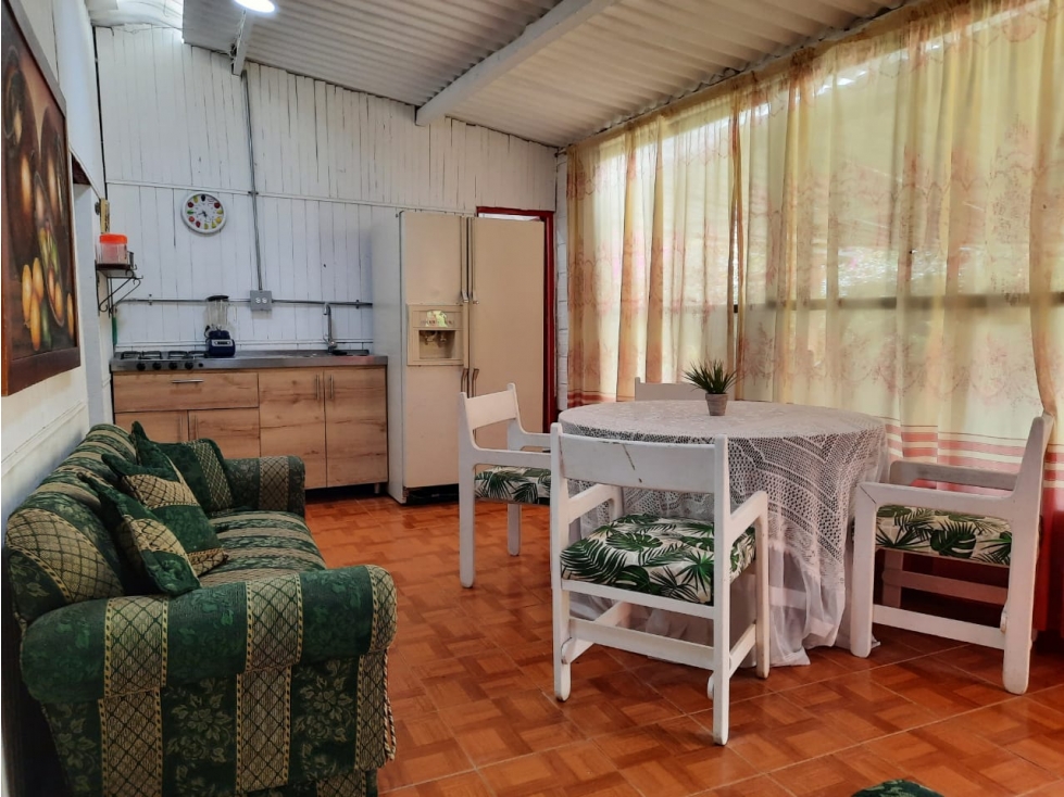 FINCA CON AGUA EN VENTA, GUARNE — foto 4