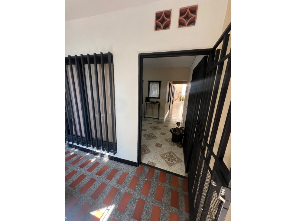 SE VENDE APARTAMENTO EN GRATAMIRA, MEDELLIN