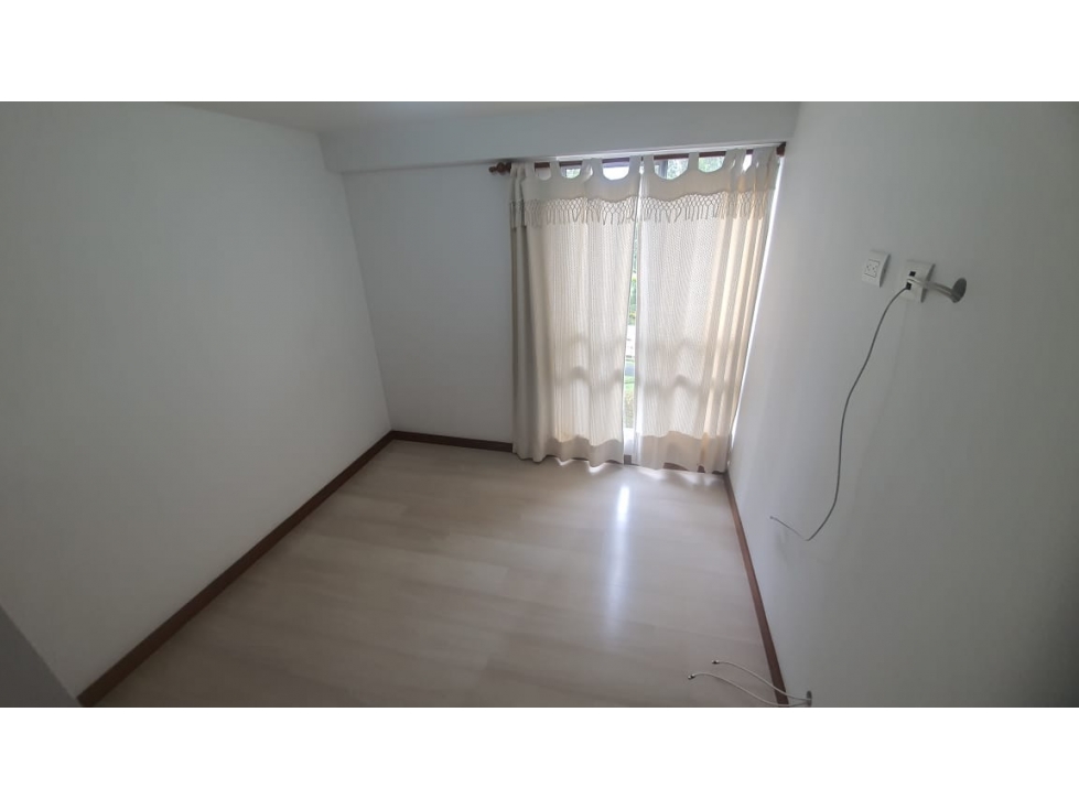 SE ARRIENDA APARTAMENTO EN LA URBANIZACIÓN BRUJAS CAMPESTRE, ENVIGADO — foto 5