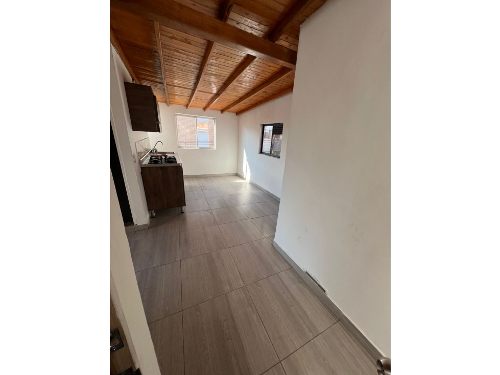 SE ARRIENDA APARTAMENTO EN EL BARRIO PEREZ, BELLO