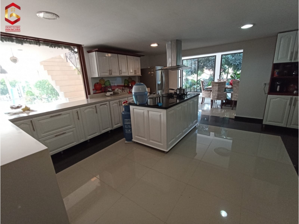 SE VENDE FINCA EN COPACABANA - 5