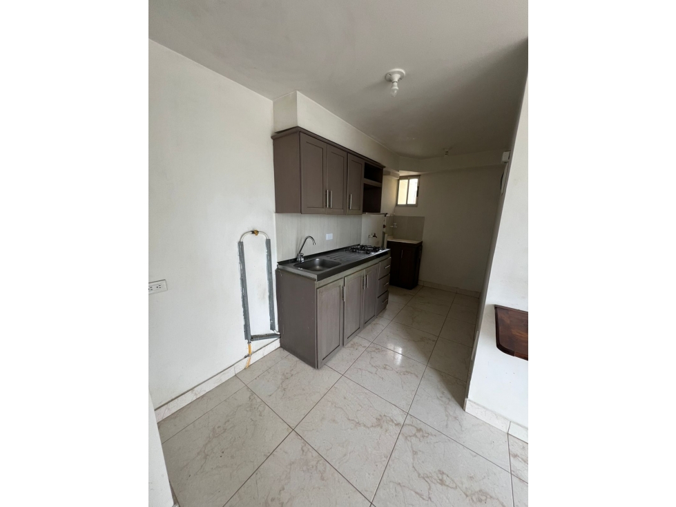SE ARRIENDA APARTAMENTO EN URBANIZACIÓN, MARINILLA — foto 3