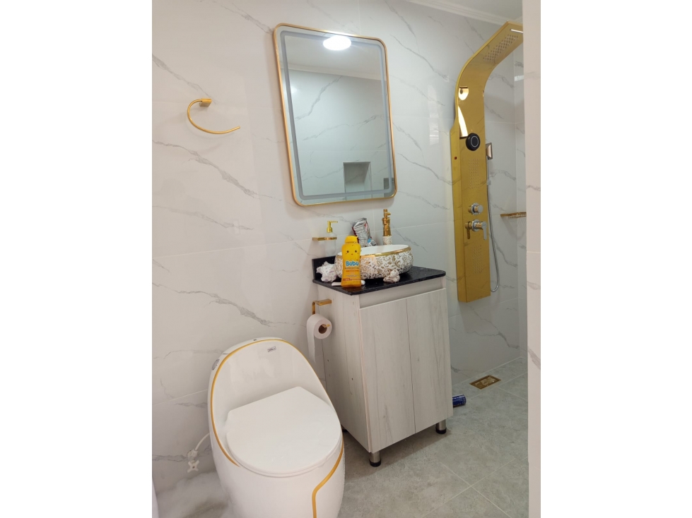 SE ARRIENDA APARTAMENTO EN EL ESTADIO, LAURELES — foto 4