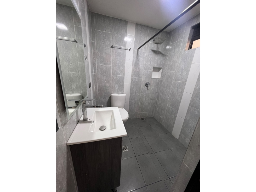 SE ARRIENDA APARTAMENTO EN LA AVENIDA 80, ROBLEDO. — foto 5