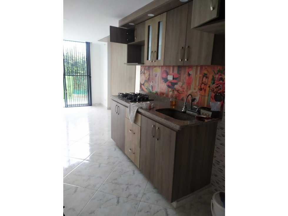 SE VENDE APARTAMENTO EN MARINILLA, UNIDAD LUNA VERDE