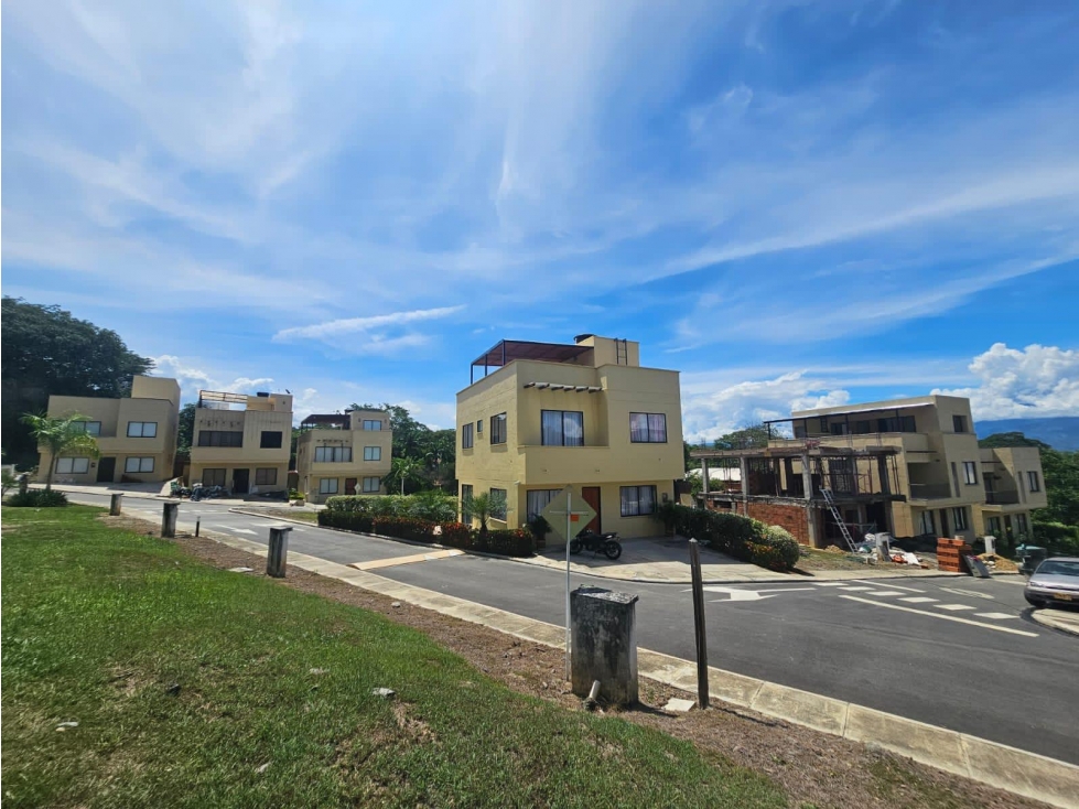 SE VENDE LOTE EN EL CONDOMINIO ESTAMBUL, SOPETRÁN