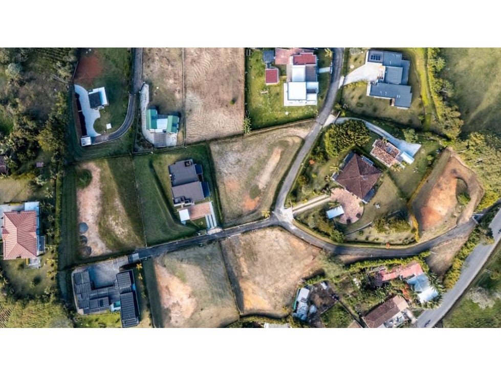 SE VENDE LOTE EN EL SECTOR CAMPOS DEL AMANECER, EL CARMEN DE VIBORAL