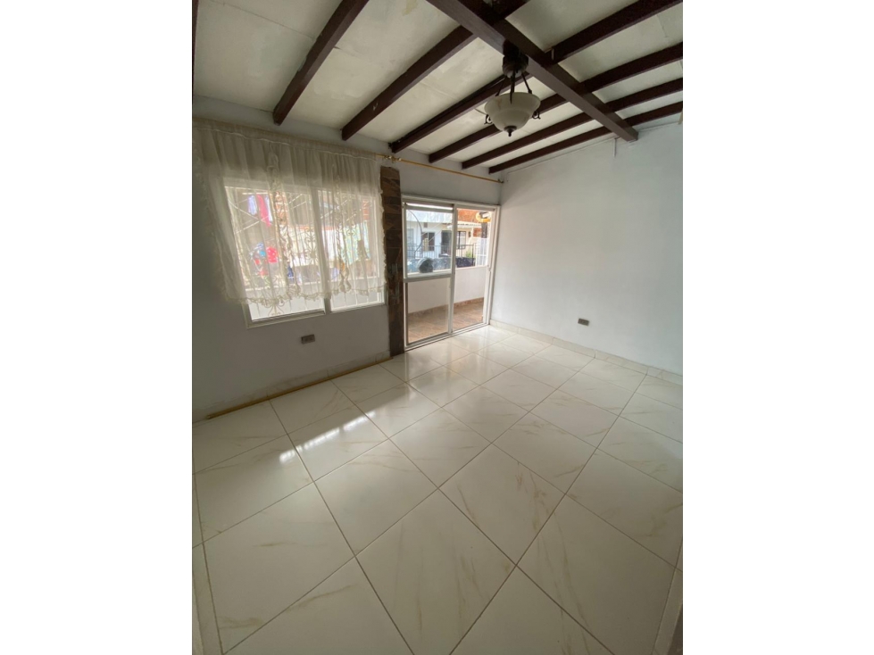 SE VENDE CASA EN SANTA CRUZ, MEDELLIN — foto 6