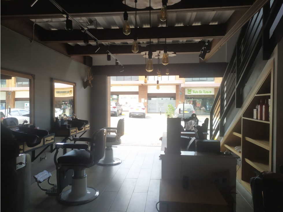 SE ARRIENDA LOCAL COMERCIAL EN LA CEJA, MALL CANTARRANA - 3