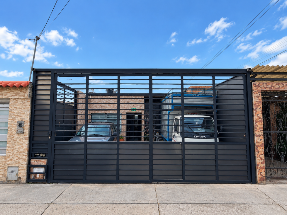CASA EN VENTA MODELIA