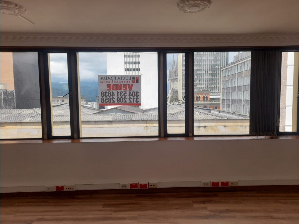 Venta oficina Centro Manizales, Código 9116262