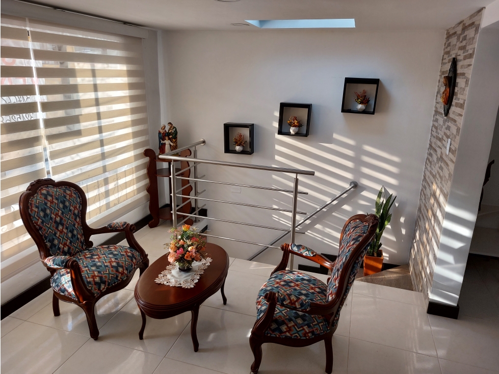 Venta Casa con renta Aranjuez, Manizales CODIGO 5721650