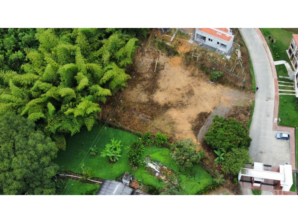 Vendo, Lote en Kilometro 15 Via Manizales La Trinidad