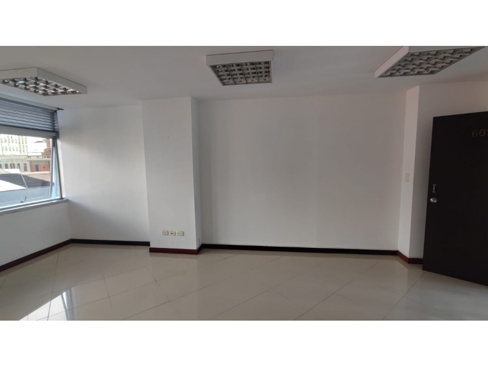 Alquiler oficina Centro, Manizales COD 9004884 — foto 6