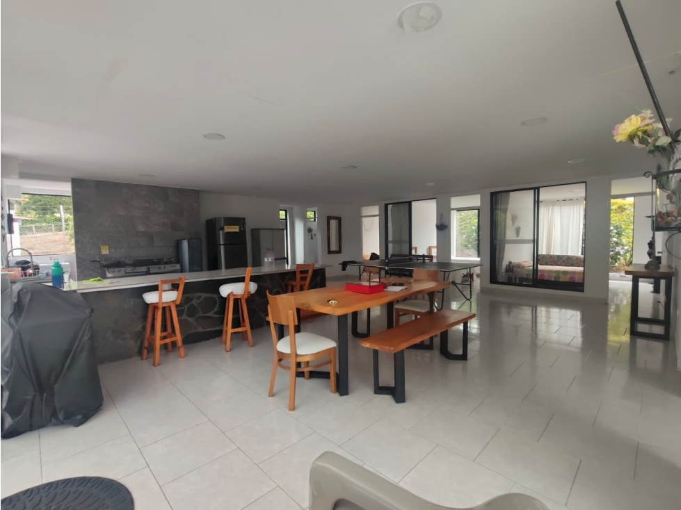 Venta casa campestre en conjunto cerrado Km 41 Código 9995594