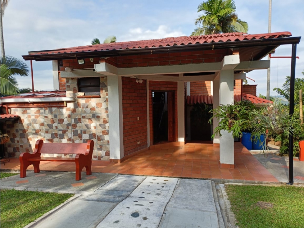Venta Casa Campestre, San Peregrino, código 7804488