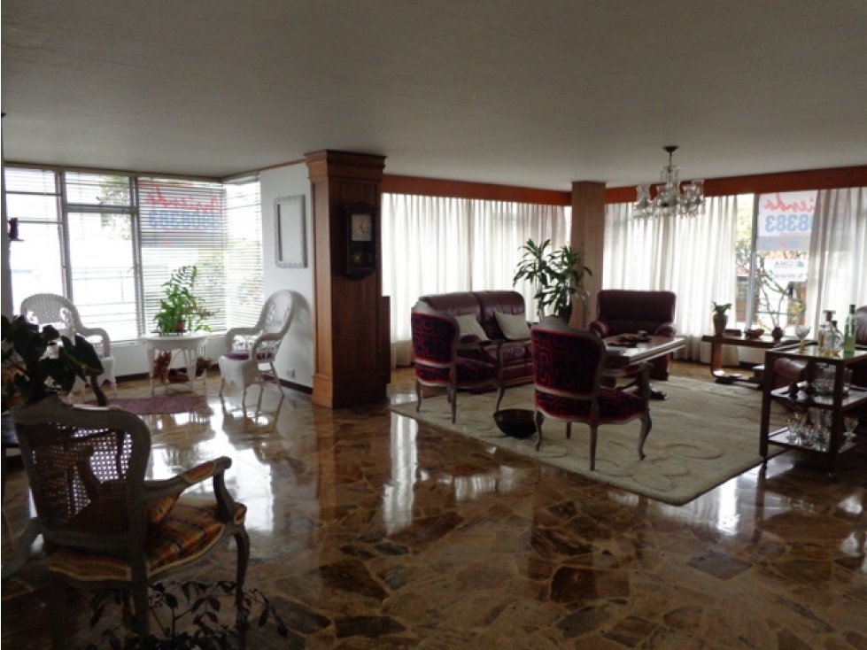Venta Casa, Avenida Santander, Manizales. COD. 477144 - 6