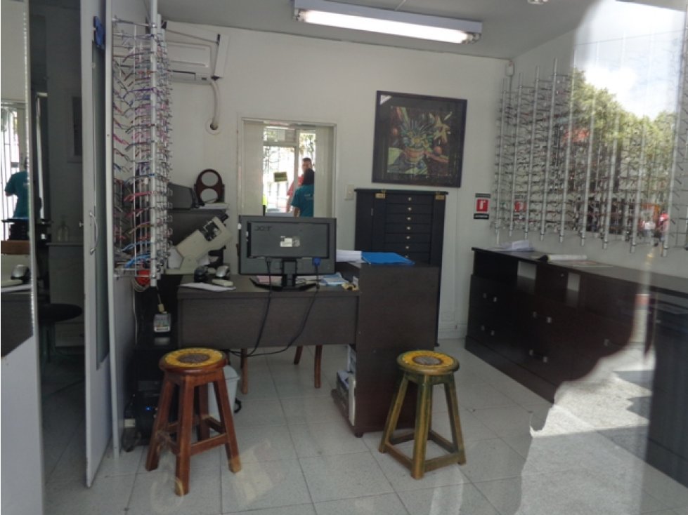 Venta Casa, Avenida Santander, Manizales. COD. 477144 - 5