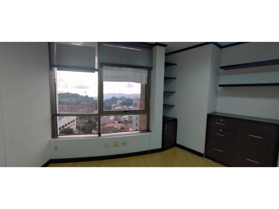 Venta oficina El Cable, Manizales COD 8538209 — foto 3
