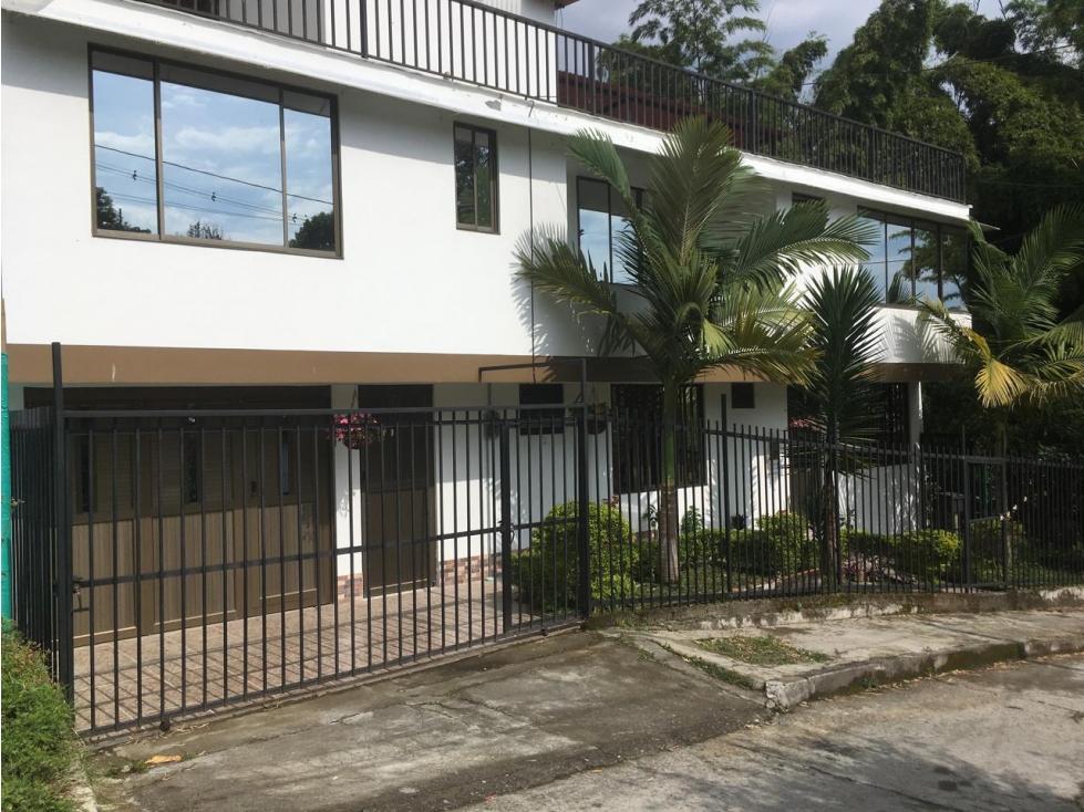 Venta Casa con Renta La Francia, Manizales COD. 7461092