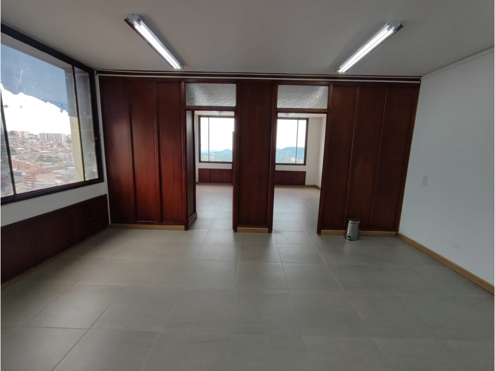 Arriendo Oficina centro, Manizales COD 9418611 — foto 5