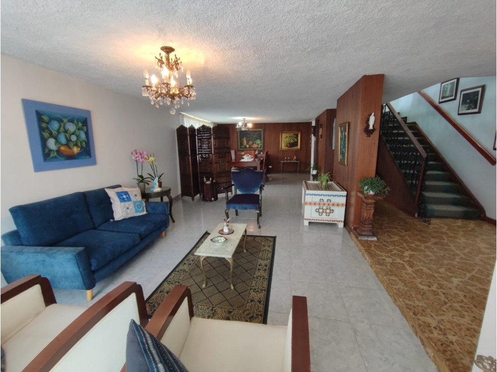 Venta casa la leonora Manizales. COD. 9416750
