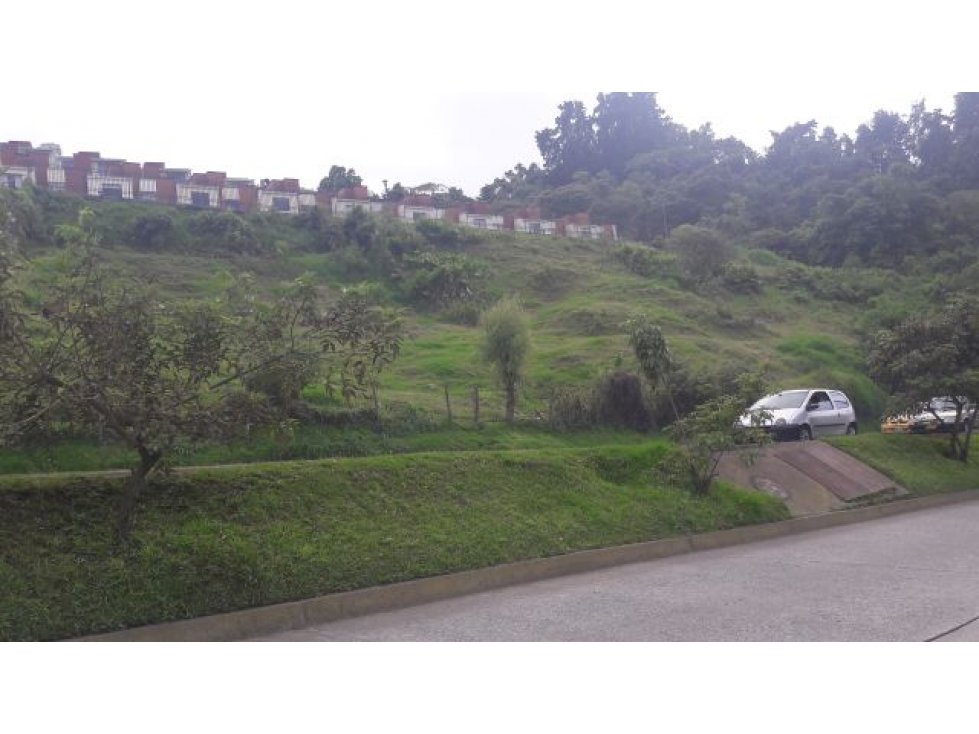 Venta Lote Avenida Kevin Ángel, Manizales Cod 330412