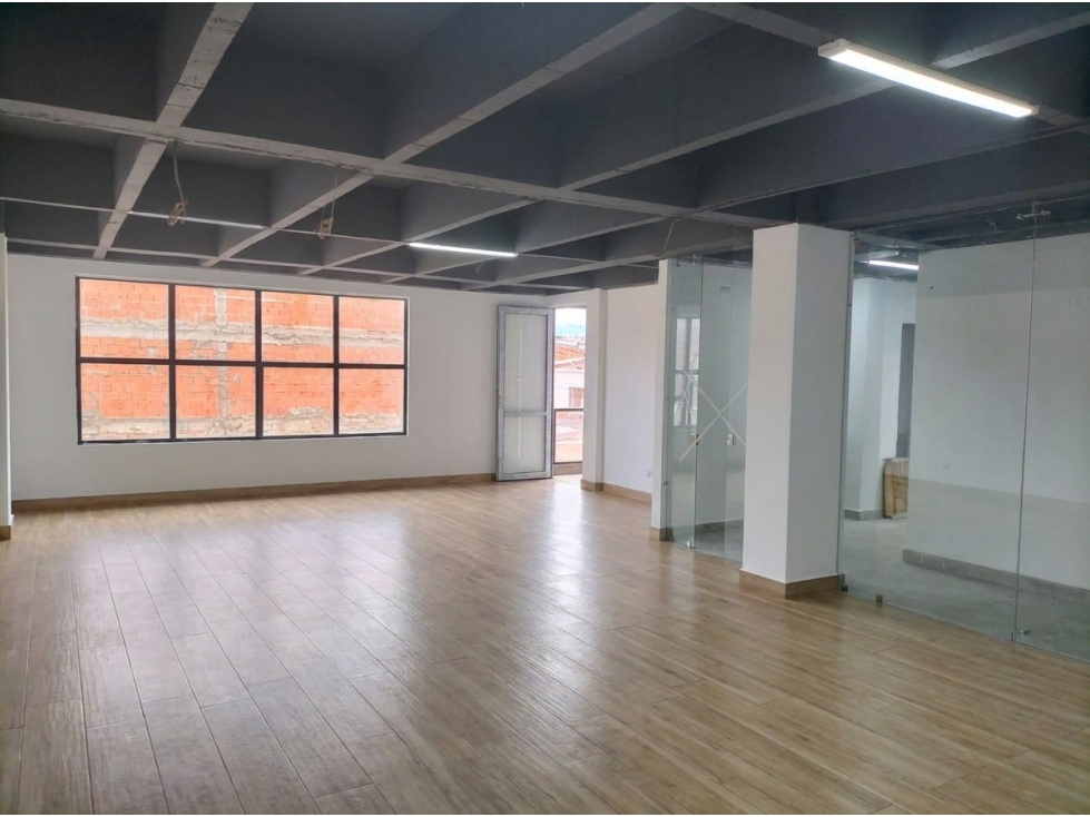 Local comercial en segundo piso en arriendo - Chía (Cundinamarca) - 1
