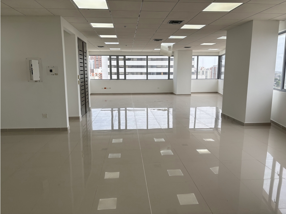 ARRIENDO OFICINA EDIFICIO AMERICAS 3 - VILLA COUNTRY — foto 3