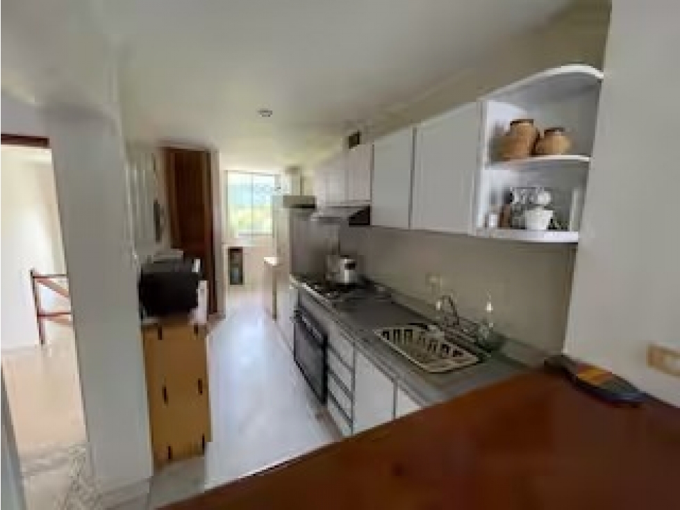 ARRIENDO APARTAMENTO AMOBLADO - COSTA AZUL