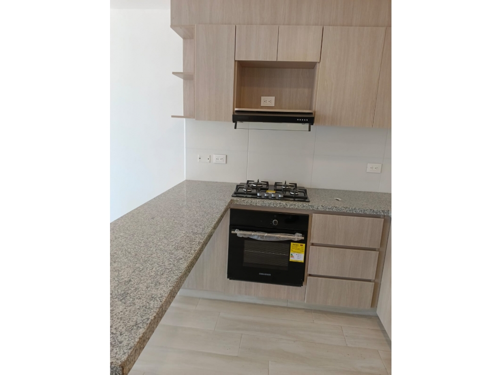 ARRIENDO APARTAMENTO CONJ. MALLORCA - CIUDAD MALLORQUIN — foto 3
